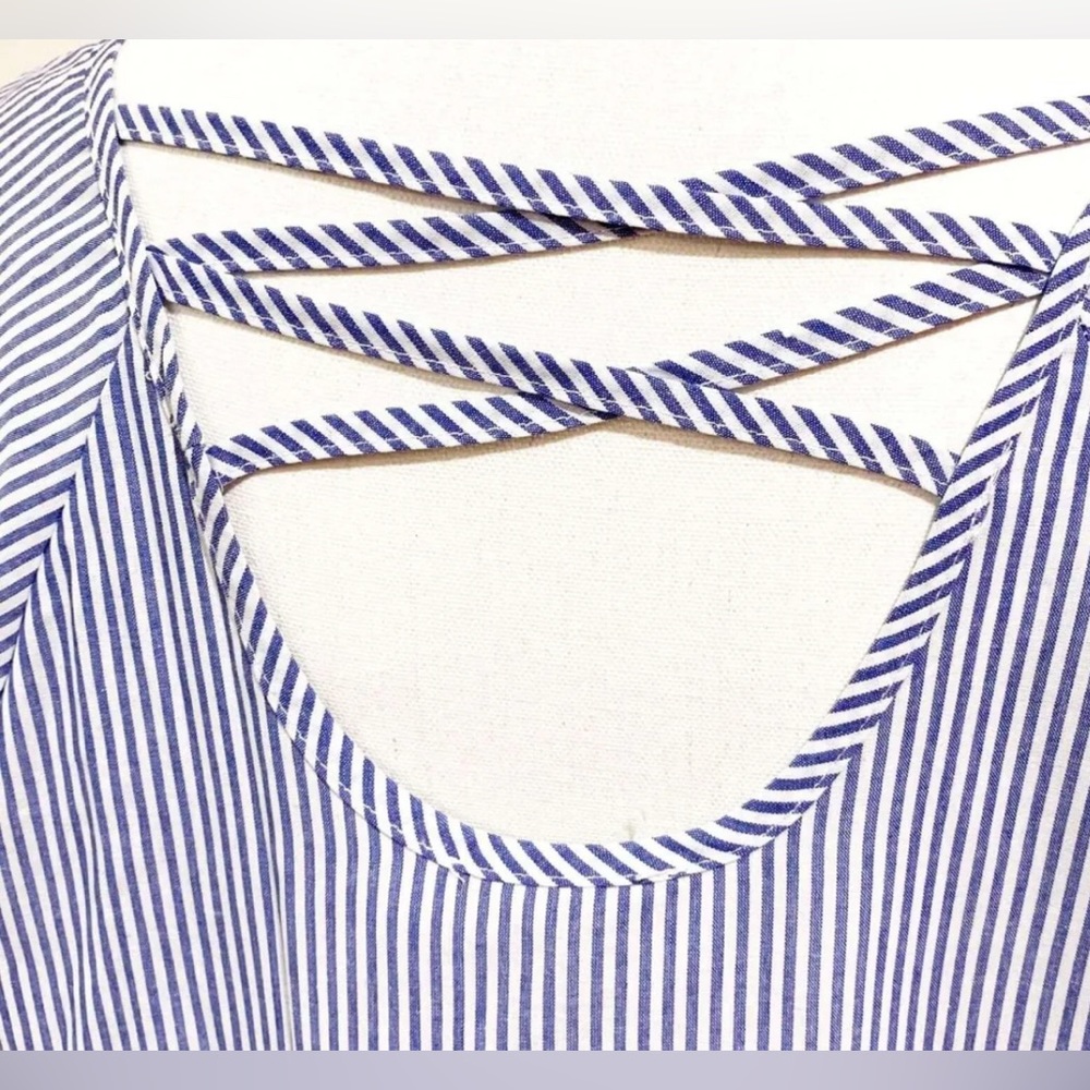 Firth Striped Ruffled Blouse. Sz Small💙 - Picture 10 of 10